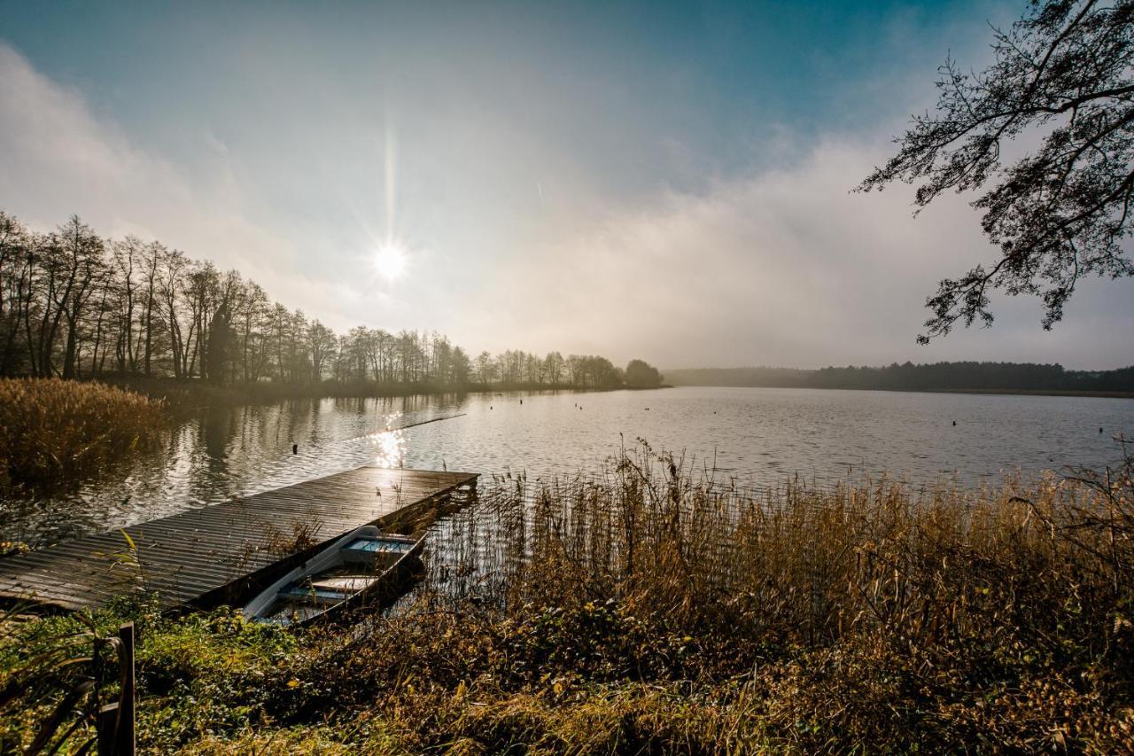 5 Sterne Ferienhaus Direkt Am See Mit Sauna-Kamin-Garten كراكو آم زيه المظهر الخارجي الصورة