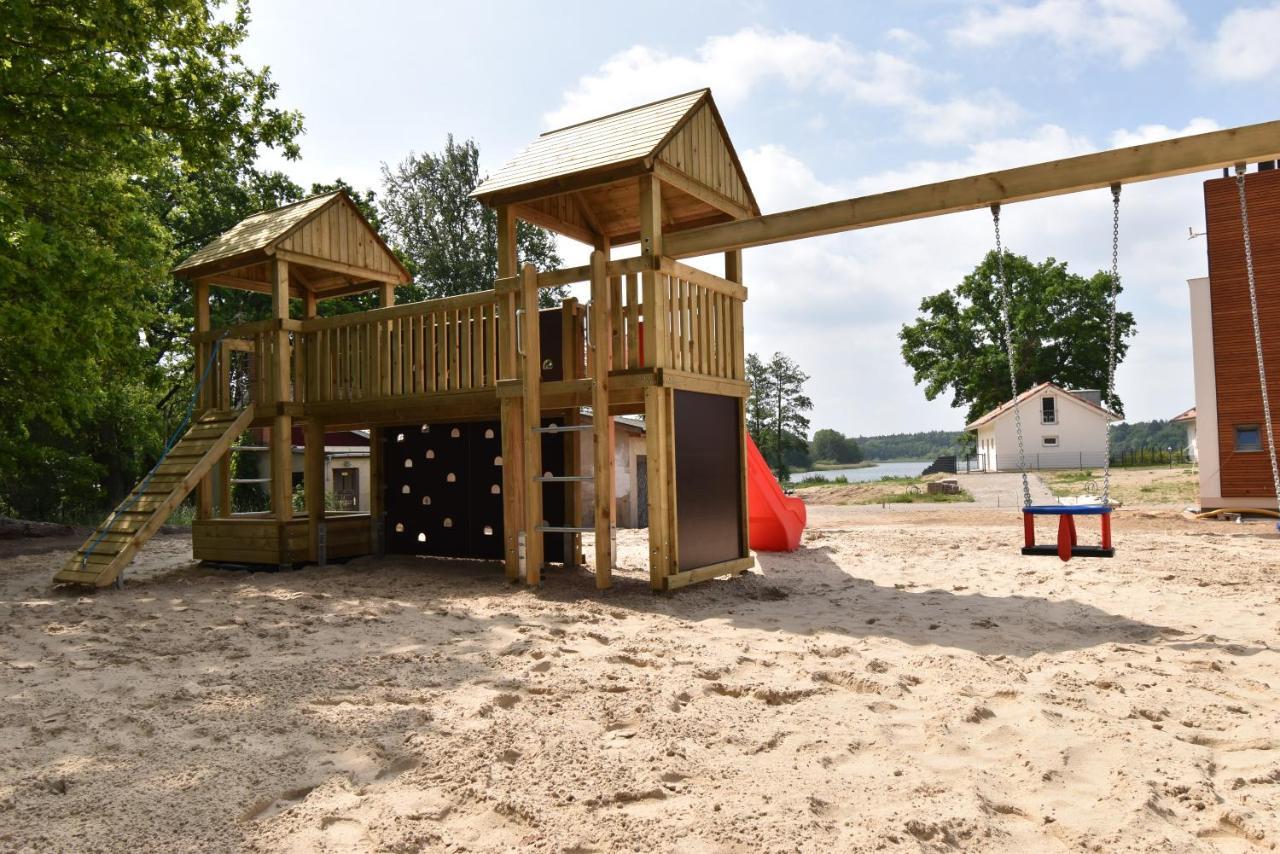 5 Sterne Ferienhaus Direkt Am See Mit Sauna-Kamin-Garten كراكو آم زيه المظهر الخارجي الصورة