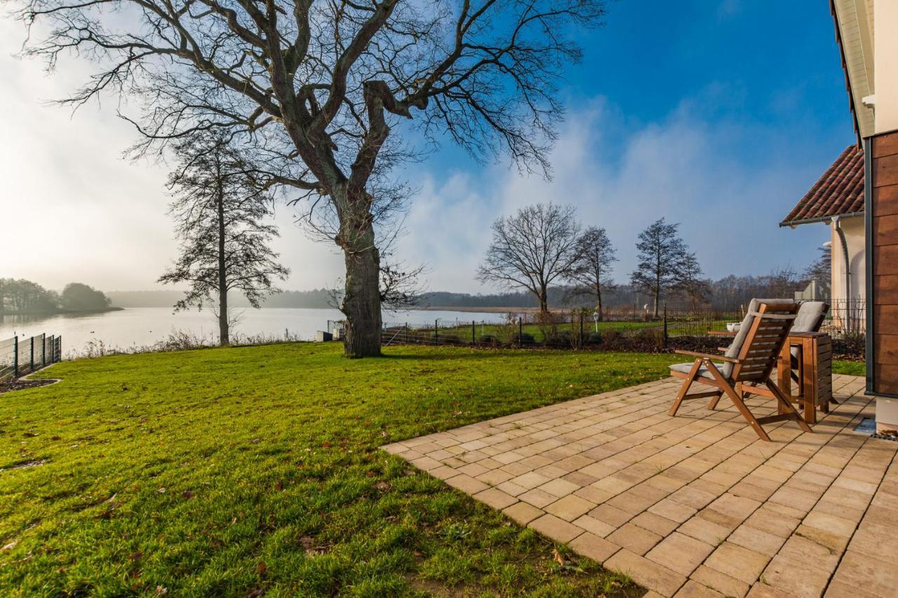 5 Sterne Ferienhaus Direkt Am See Mit Sauna-Kamin-Garten كراكو آم زيه المظهر الخارجي الصورة
