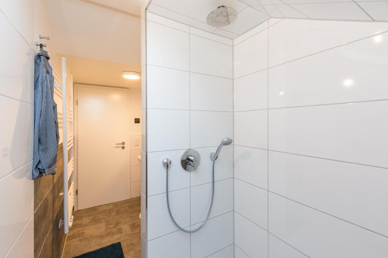 5 Sterne Ferienhaus Direkt Am See Mit Sauna-Kamin-Garten كراكو آم زيه المظهر الخارجي الصورة