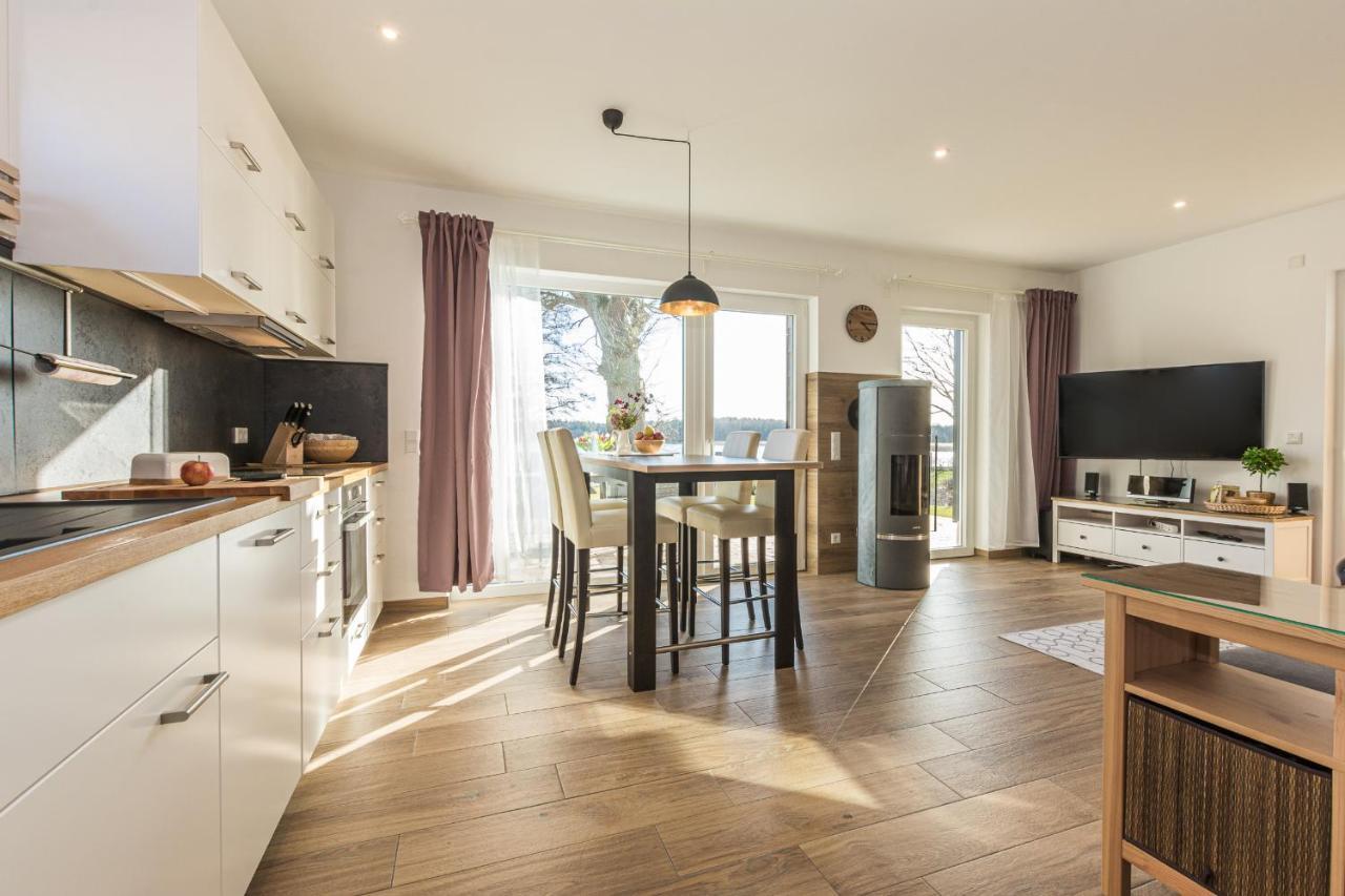 5 Sterne Ferienhaus Direkt Am See Mit Sauna-Kamin-Garten كراكو آم زيه المظهر الخارجي الصورة